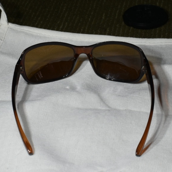 Yachter's Choice Sunglasses - Picture 6 of 7